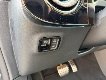 Mercedes-Benz CLA 200 (foto 20)