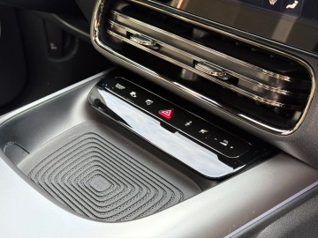 Mercedes-Benz CLA 200 (foto 29)