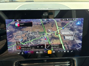 Mercedes-Benz CLA 200 (foto 31)