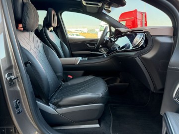 Mercedes-Benz EQS 580 SUV 4MATIC (foto 9)