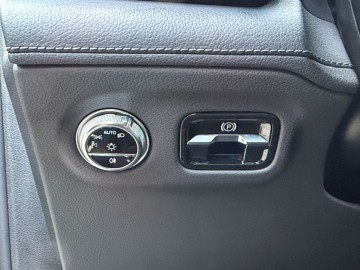 Mercedes-Benz EQS 580 SUV 4MATIC (foto 20)