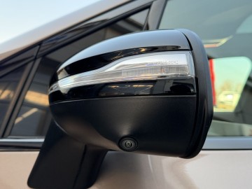 Mercedes-Benz EQS 580 SUV 4MATIC (foto 22)