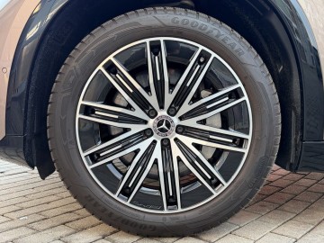 Mercedes-Benz EQS 580 SUV 4MATIC (foto 25)