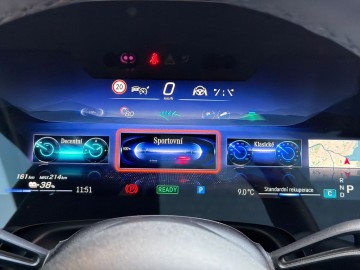 Mercedes-Benz EQS 580 SUV 4MATIC (foto 33)