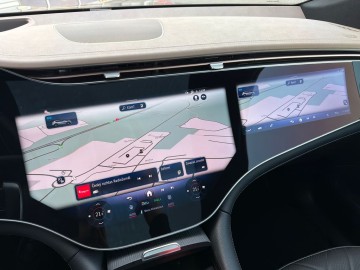 Mercedes-Benz EQS 580 SUV 4MATIC (foto 34)