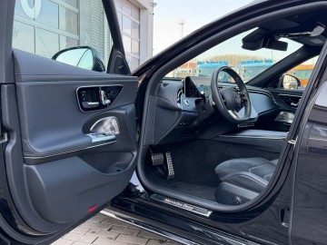 Mercedes-Benz E 450 d 4MATIC kombi (foto 21)