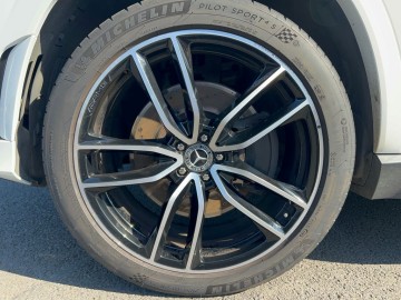 Mercedes-Benz GLS 400 d 4MATIC (foto 25)