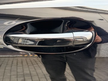 Mercedes-Benz GLB 180d (foto 24)