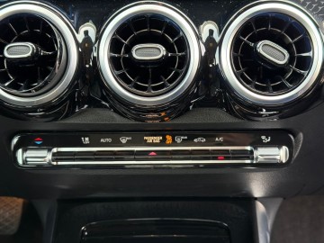 Mercedes-Benz GLB 180d (foto 29)