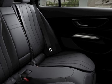 Mercedes-Benz  E 450 d 4MATIC All-Terrain (foto 7)