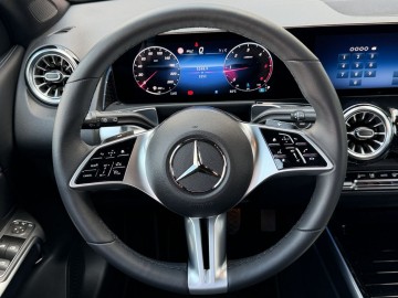 Mercedes-Benz GLB 200 d 4MATIC Progressive Edition (foto 17)