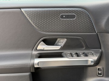 Mercedes-Benz GLB 200 d 4MATIC Progressive Edition (foto 23)