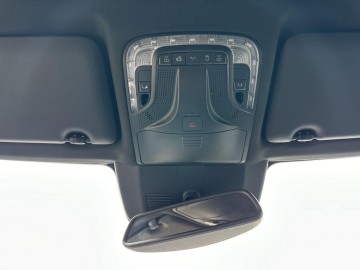 Mercedes-Benz Třída V 300d AVG L RWD (foto 12)