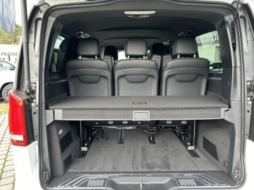 Mercedes-Benz Třída V 300d AVG L RWD (foto 17)
