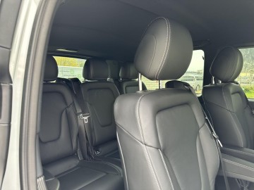 Mercedes-Benz Třída V 300d AVG L RWD (foto 23)