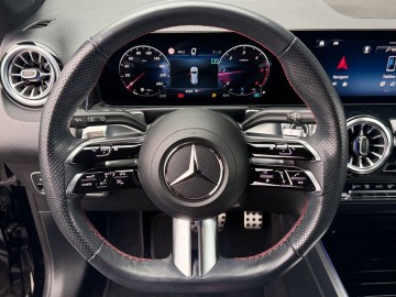 Mercedes-Benz GLB 200d 4MATIC (foto 17)