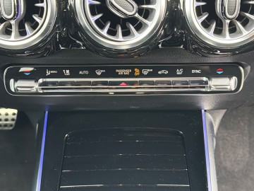 Mercedes-Benz GLB 200d 4MATIC (foto 30)