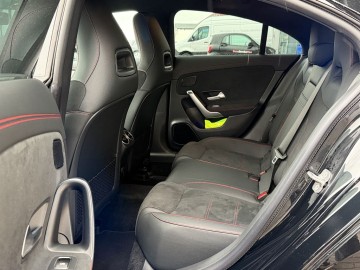 Mercedes-Benz CLA 200 d AMG Style Edition (foto 13)
