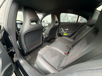 Mercedes-Benz CLA 200 d AMG Style Edition (foto 26)