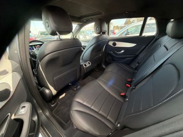 Mercedes-Benz EQC 400 4MATIC (foto 26)