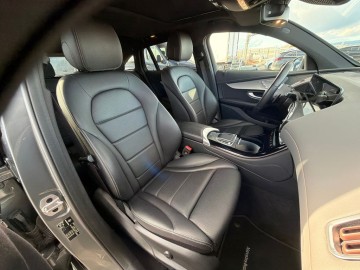Mercedes-Benz EQC 400 4MATIC (foto 28)