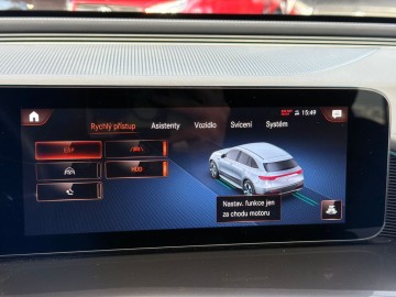 Mercedes-Benz EQC 400 4MATIC (foto 31)