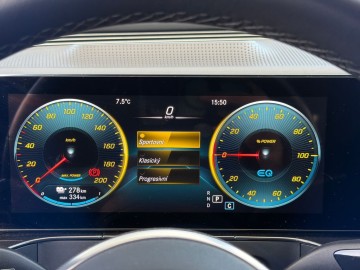 Mercedes-Benz EQC 400 4MATIC (foto 33)