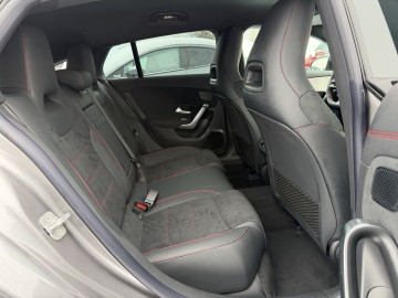 Mercedes-Benz  CLA 200 d Shooting Brake AMG Style Edition (foto 10)
