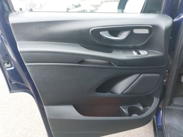 Vito 119 CDI / Tourer SELECT / L 4X4 (foto 21)