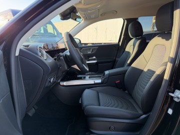 Mercedes-Benz EQB 250+ (foto 14)