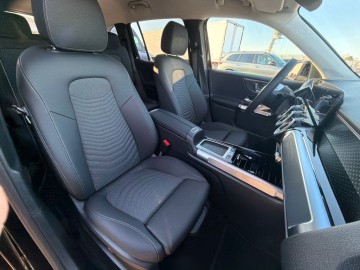 Mercedes-Benz EQB 250+ (foto 26)