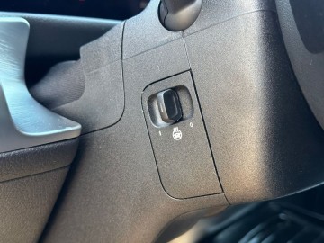 Mercedes-Benz EQB 250+ (foto 28)