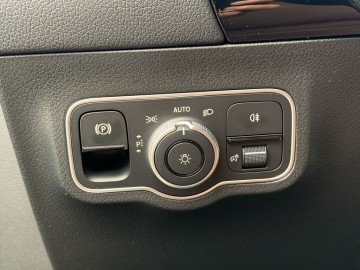 Mercedes-Benz GLA 200 d AMG Style Edition (foto 20)