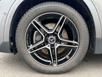 Mercedes-Benz GLA 200 d AMG Style Edition (foto 25)