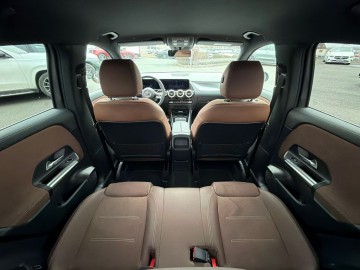 Mercedes-Benz GLA 200 d AMG Style Edition (foto 28)