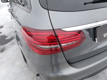 Mercedes-Benz C 200d kombi (foto 12)