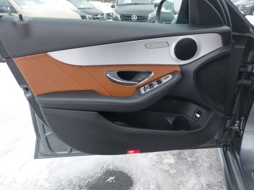 Mercedes-Benz C 200d kombi (foto 21)