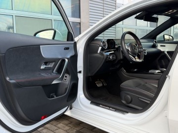 Mercedes-Benz A 250e (foto 21)