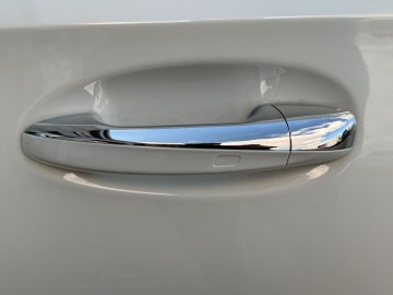 Mercedes-Benz A 250e (foto 24)