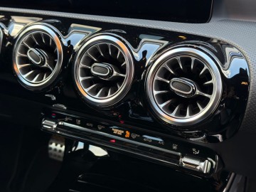 Mercedes-Benz A 250e (foto 28)