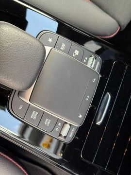 Mercedes-Benz A 250e (foto 29)