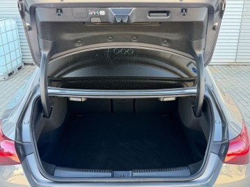 Mercedes-Benz CLA 200 d AMG Style Edition (foto 11)