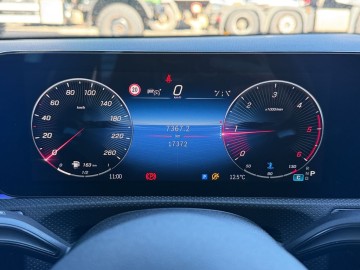 Mercedes-Benz CLA 200 d AMG Style Edition (foto 16)