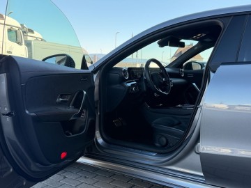 Mercedes-Benz CLA 200 d AMG Style Edition (foto 21)