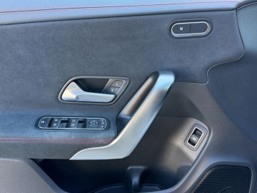 Mercedes-Benz CLA 200 d AMG Style Edition (foto 23)