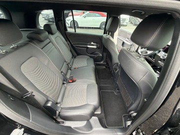Mercedes-Benz GLB 200 d 4MATIC Progressive Edition (foto 27)