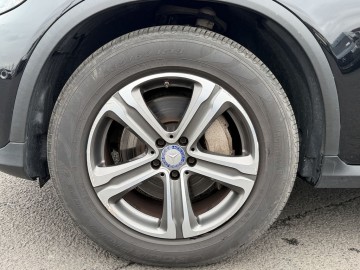 Mercedes-Benz GLC 220d 4MATIC (foto 25)