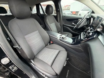 Mercedes-Benz GLC 220d 4MATIC (foto 27)