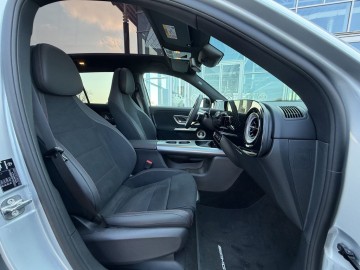 Mercedes-Benz GLB 350 4MATIC s technologií EQ (foto 9)