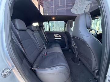 Mercedes-Benz GLB 350 4MATIC s technologií EQ (foto 10)